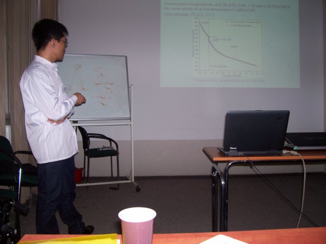 weizhaocai.jpg
