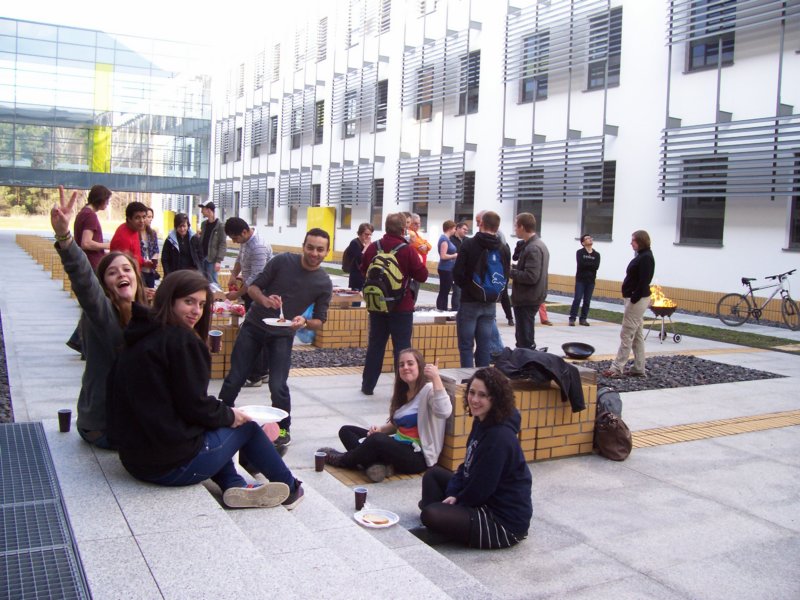 gettogetherbarbequebeforethecollegiumchemicum2.jpg